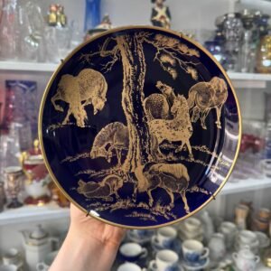 Plato porcelana azul cobalto con oro