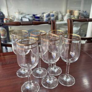 Juego de 6 copas con dorado para vino