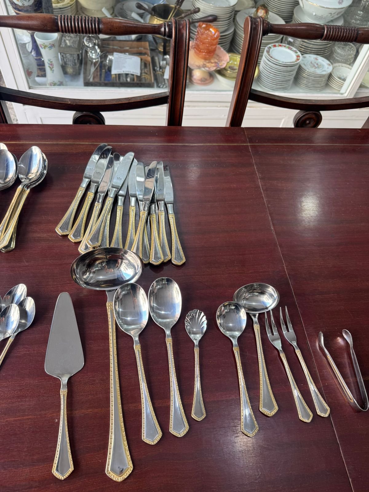 Juego de cubiertos SOLINGEN con baño de oro 18 K - 70 PIEZAS - Image 12