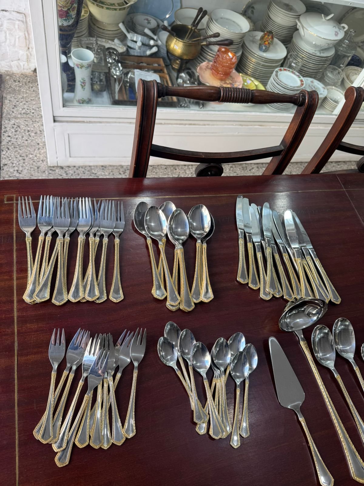 Juego de cubiertos SOLINGEN con baño de oro 18 K - 70 PIEZAS - Image 9