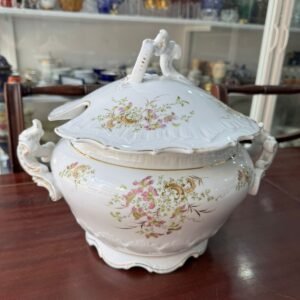 Gran sopera de porcelana pintada a mano con oro