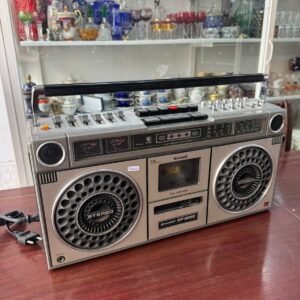 Radiograbador SHARP 4 BANDAS radio AM FM cassette