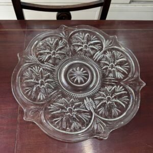 Fuente grande de vidrio prensado