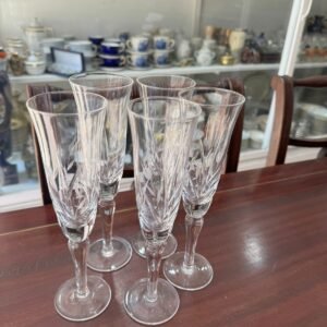 Set de 5 copas de cristal tallado para champagne