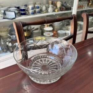 Ensaladera de vidrio tallado