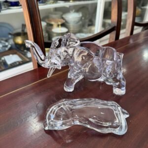 Elefante cofre de vidrio