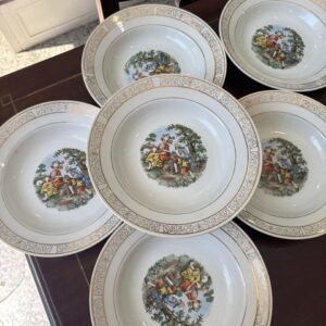 Juego de 6 platos hondos con escenas galante