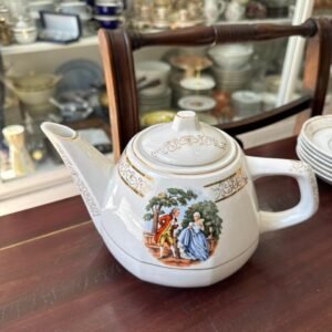 Tetera con escena galante