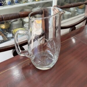 Jarra de cristal tallado