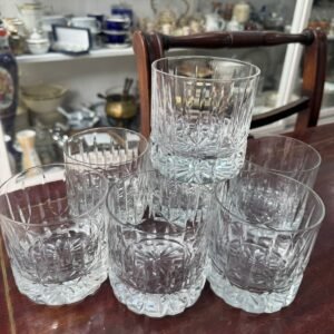 Juego de 7 vasos de cristal súper tallado