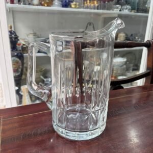 Jarra de cristal tallado
