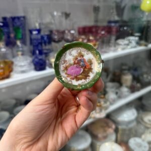 Plato porcelana francesa limoges con escena galante