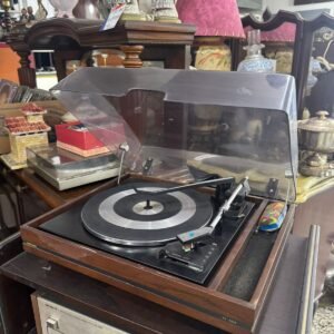 Equipo SONY con mueble deck, ampli, radio sintonizador, bandeja giradiscos CONTINENTAL, parlantes CONTINENTAL