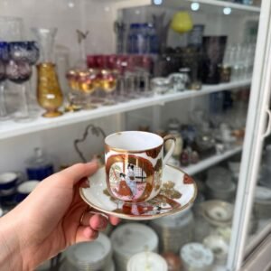 Dúo de café porcelana japonesa pintada a mano con oro