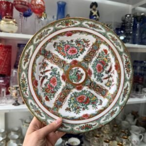 Plato porcelana oriental pintado a mano con oro