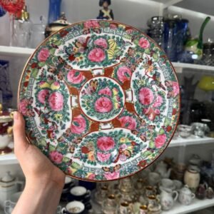 Plato porcelana oriental pintado a mano con oro