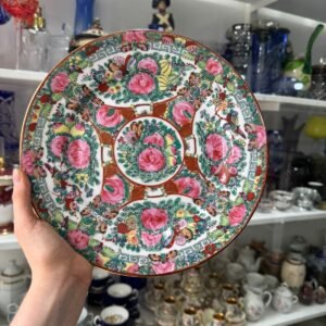 Plato porcelana oriental pintado a mano con oro