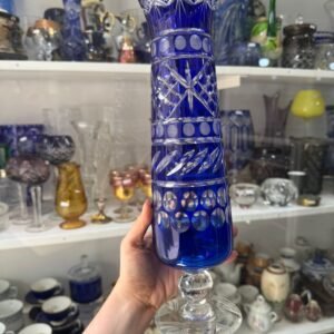Florero azul de cristal súper tallado