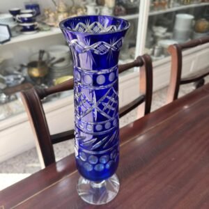 Florero azul de cristal súper tallado