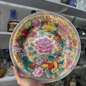 Plato porcelana oriental pintado a mano con oro