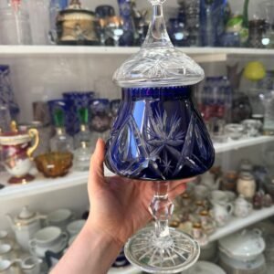 Bombonera o caramelera de cristal súper tallado azul