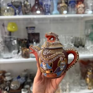 Lechera porcelana satsuma pintada a mano con oro