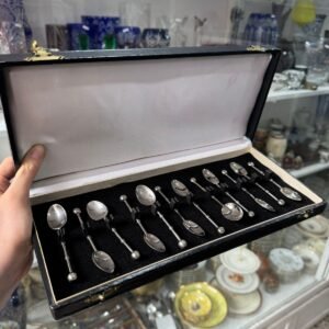 Juego de 12 cucharas de café platería