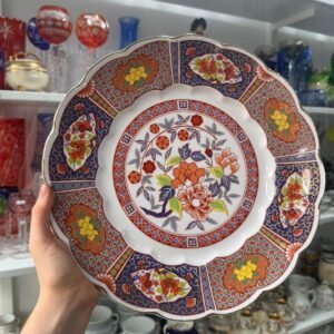 Fuente de porcelana oriental