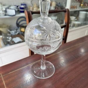 Bombonera o dulcera de cristal súper tallado