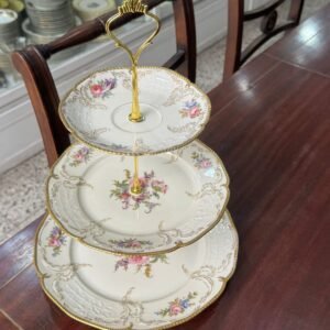 Triolet 3 niveles con platos de porcelana alemana de colección