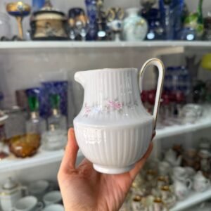 Lechera porcelana tsuji