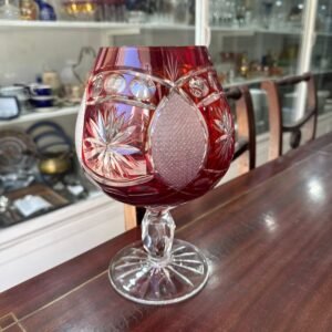 Florero copon cristal súper tallado rubi