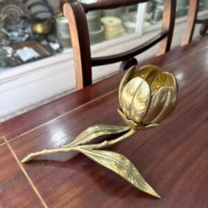 Flor cenicero de bronce