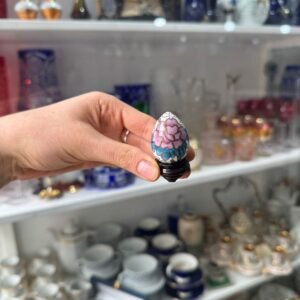 Huevo oriental con soporte