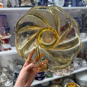 Fuente de vidrio prensado ambar