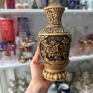 Florero laca oriental