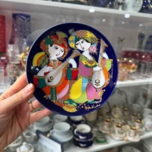 Plato de porcelana alemana rosenthal de colección Bjorn Wiinblad 1980