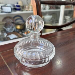 Botellón chico de cristal tallado