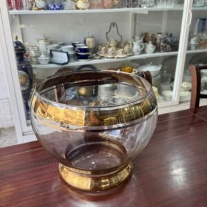 Florero grande o centro de mesa con dorado