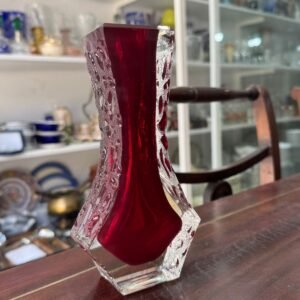 Florero de cristal estilo QUERANDI rubi