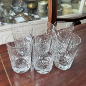 Juego de 6 vasos de cristal súper tallados
