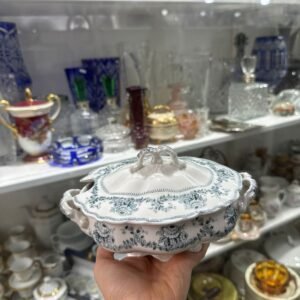 Sopera petit o salsera con tapa inglesa