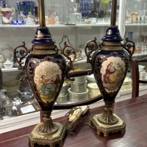 Par de lámparas porcelana azul cobalto estilo sevres o limoges