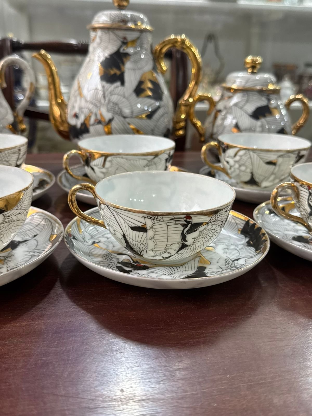 Juego de té porcelana oriental pintado a mano con oro - Image 3