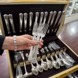 Juego de cubiertos americano WM ROGERS en caja