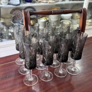 Juego de 12 copas de cristal súper tallado negras