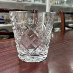 Hielera de cristal tallado