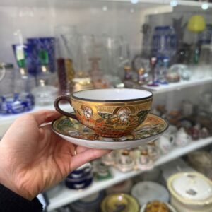 Dúo de té porcelana oriental satsuma pintado a mano con oro