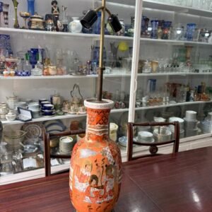 Lámpara porcelana oriental pintado a mano