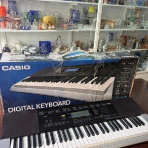 Teclado CASIO CTK-4400 5 octavas 61 teclas con caja y transformador
